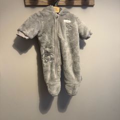 pramsuit