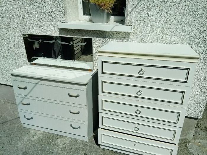 two set of drawers