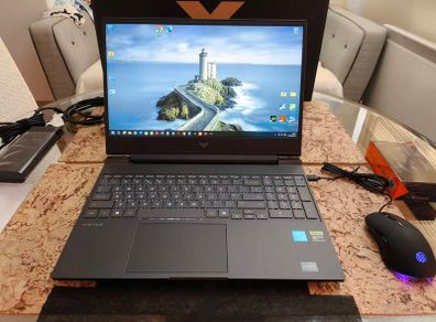 Brand New Gaming Laptop Hp Victus Intel 5 210H 8/12 RTX5060 8GB 80W GDDR7 16GB DDR5 5600mhz 512GB NVMe PCIE 4.0 15.6" 1080p 144hz Ips 300nits Win11 RGB