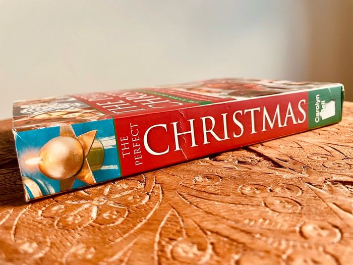 The Perfect Christmas Carolyn Bell Christmas Recipes, Crafts and Decorations Book