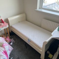 Mamas and papas cot bed