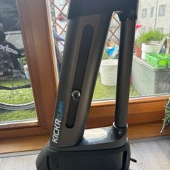 Wahoo KICKR CLIMB with Adapter Foot