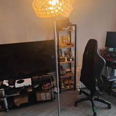 floor lamp