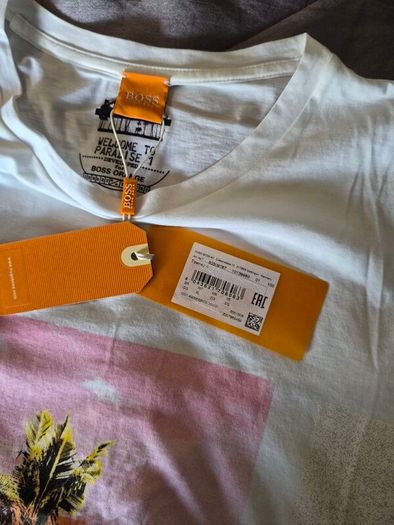 Hugo Boss t-shirt (New with Tags)