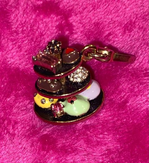 Juicy couture 3 tier dessert tray charm