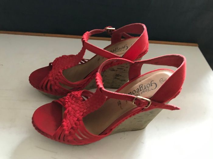 Pre-loved 'New Look Red Wedges - Size 4