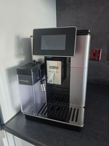 Coffee machine DeLonghi PrimaDonna Soul
