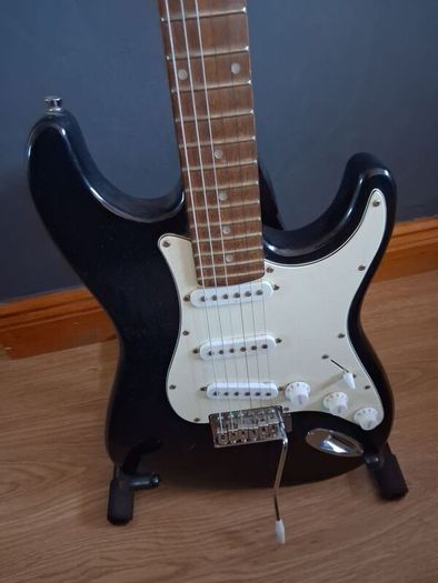 Guitar Encore Strat Copy