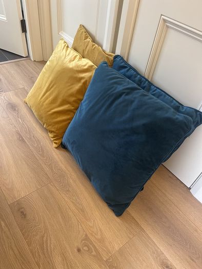 large cushions 4