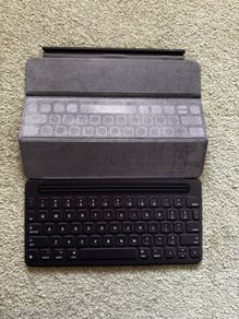 Apple Smart Keyboard Folio for 9.7 inch