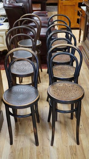 Lot of 8 Antique Bentwood Bistro Chairs, c.1900