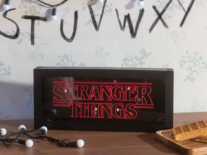 Official Stranger Things Lamp - 4 Lighting Modes - Multi Coloured Lights - Stranger Things Merchandise - Neon Light - Led Lamp - Light Box - USB Lamp - Night Light for Kids (FREE POSTAGE)