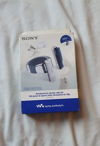 Brand new sony Walkman nw-E010 armband and sports clip silver