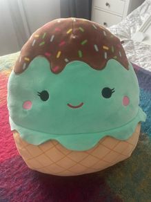 Large soft toy/plush bundle