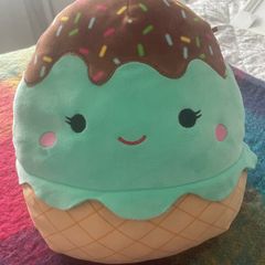 Large soft toy/plush bundle