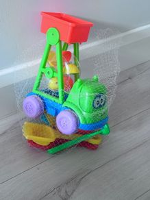 Beach toys