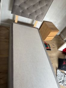single bed