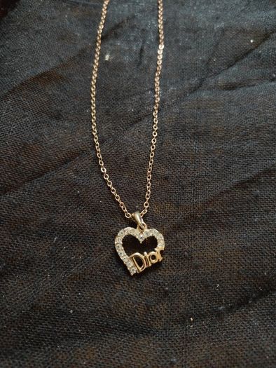 Dior pendant