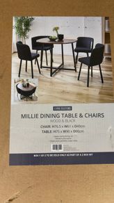 Dining table with chairs (sealed)