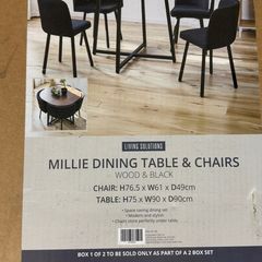 Dining table with chairs (sealed)