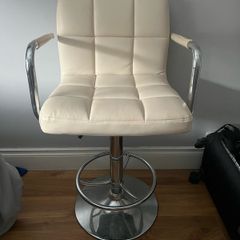 Bar stool/ makeup chair