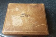 A.E.DAVIS jewellers 61a Piccadilly w.l ,,old box great condition,
