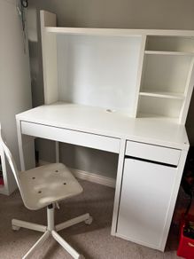 Kids desk chair