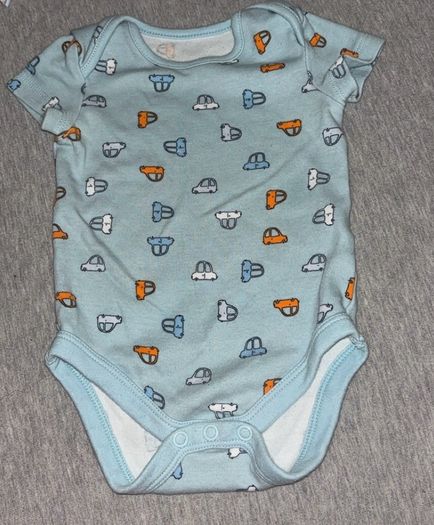 Dunnes car vest 3-6 months