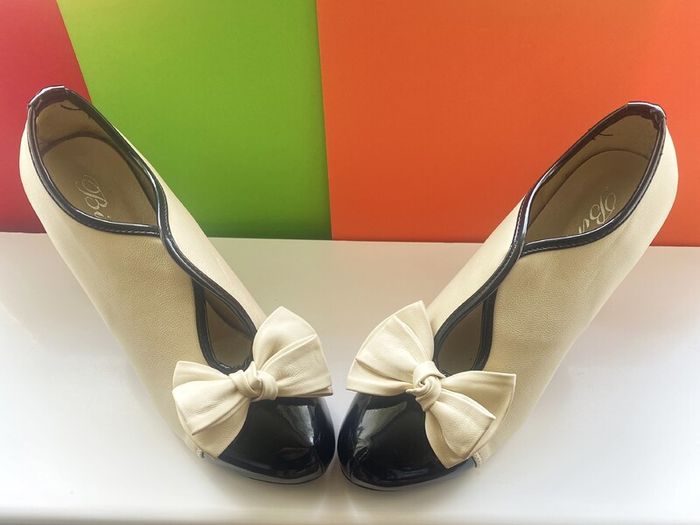 The Wedding Shoe, black and cream.