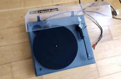 Top of the Line Classic "Revolver" Turntable with ADC tonearm. Excellent cond. Unique wooden platter