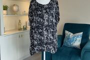 Ladies Black &amp; White Short Sleeved Top from Kaffa Curve Size: UK 20 / EU 48