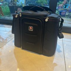 Bag suitable for fitness meal storage etc