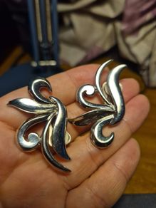 Vintage Silver Tone Earrings