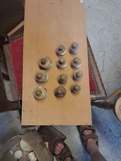 11 pine door handles