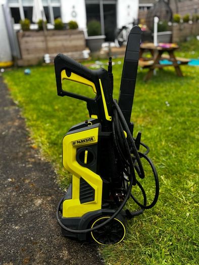 Pressure Washer