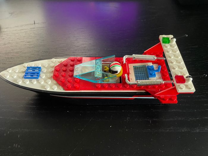 Vintage LEGO Lot Boats & Town/Police