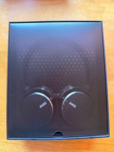 AKG Y500 Wireless Headphones