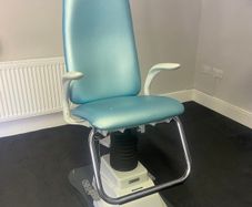 Dental / Surgical Chair