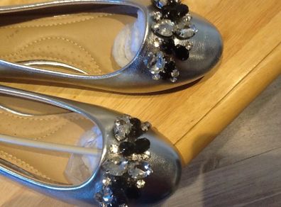 Ladies Silver Flat shoes