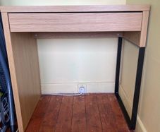 IKEA MALM Desk Oak Veneer (Compact/Narrow)