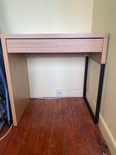 IKEA MALM Desk Oak Veneer (Compact/Narrow)
