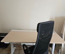 IKEA Electric height-adjustable Standing Desk + office chair