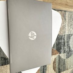HP Pavilion 15