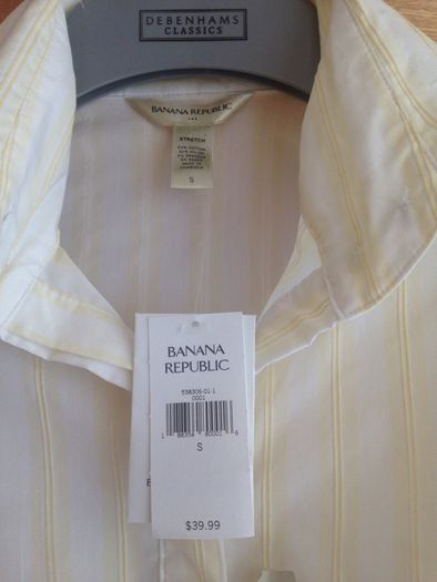 Bnwt shirt sleeved shirt from Banana Republic
