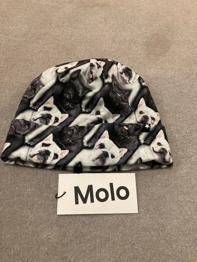 NEW Molo hat