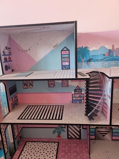 LOL House and accessories