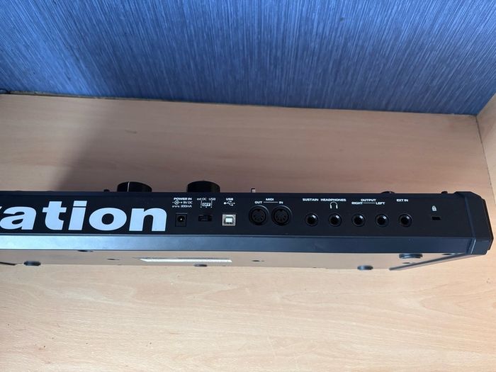 Novation MiniNova Synth