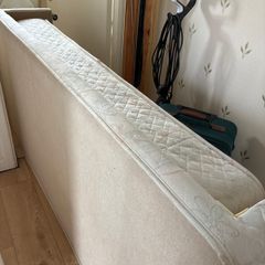 Single bed