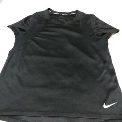 Mens nike top size M