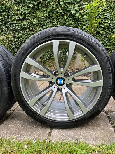 BMW X5 F15 Diamond Cut 20 inch wheels